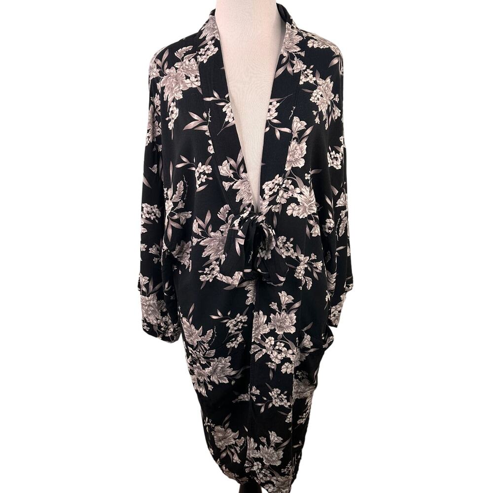 Spiritual Gangster Floral Rayon Robe One Size